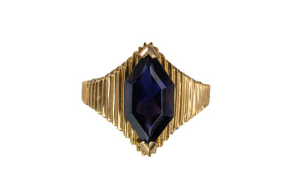 Yellow Gold Lozenge-Cut Iolite Ribbed Statement Ring