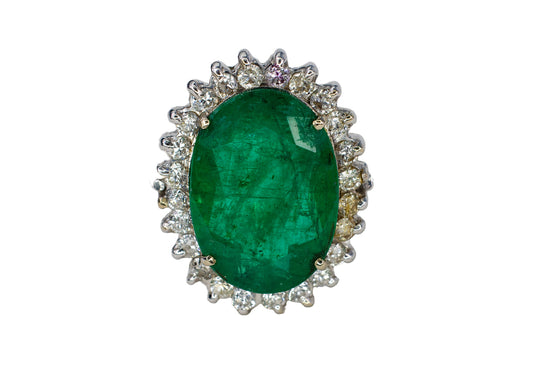 White Gold Oval Emerald and Scalloped Diamond Halo Cocktail Ring