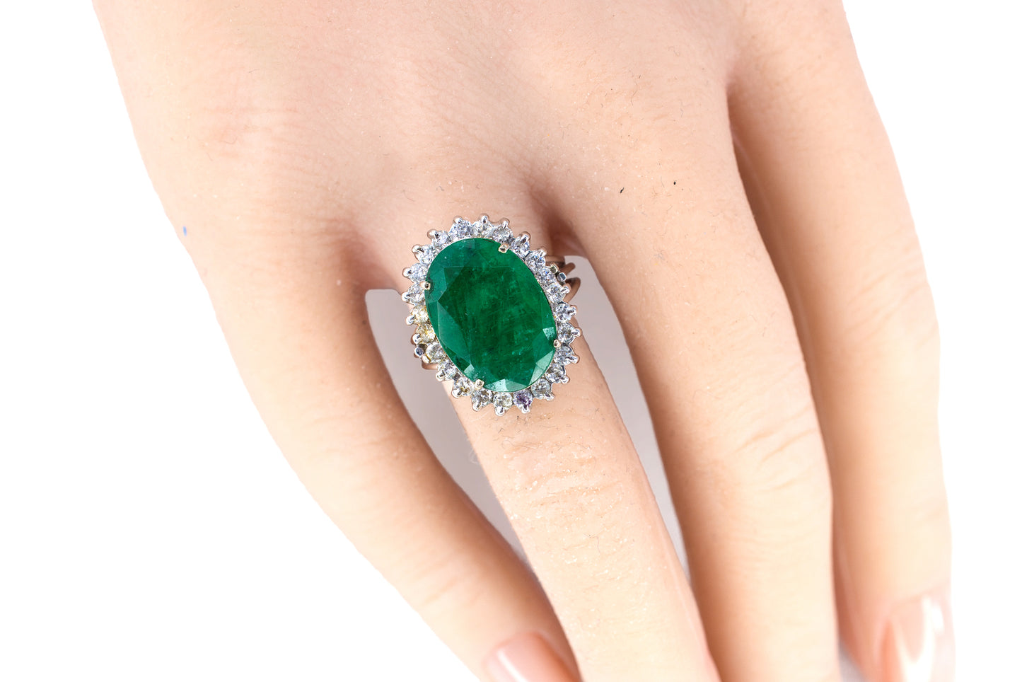 White Gold Oval Emerald and Scalloped Diamond Halo Cocktail Ring