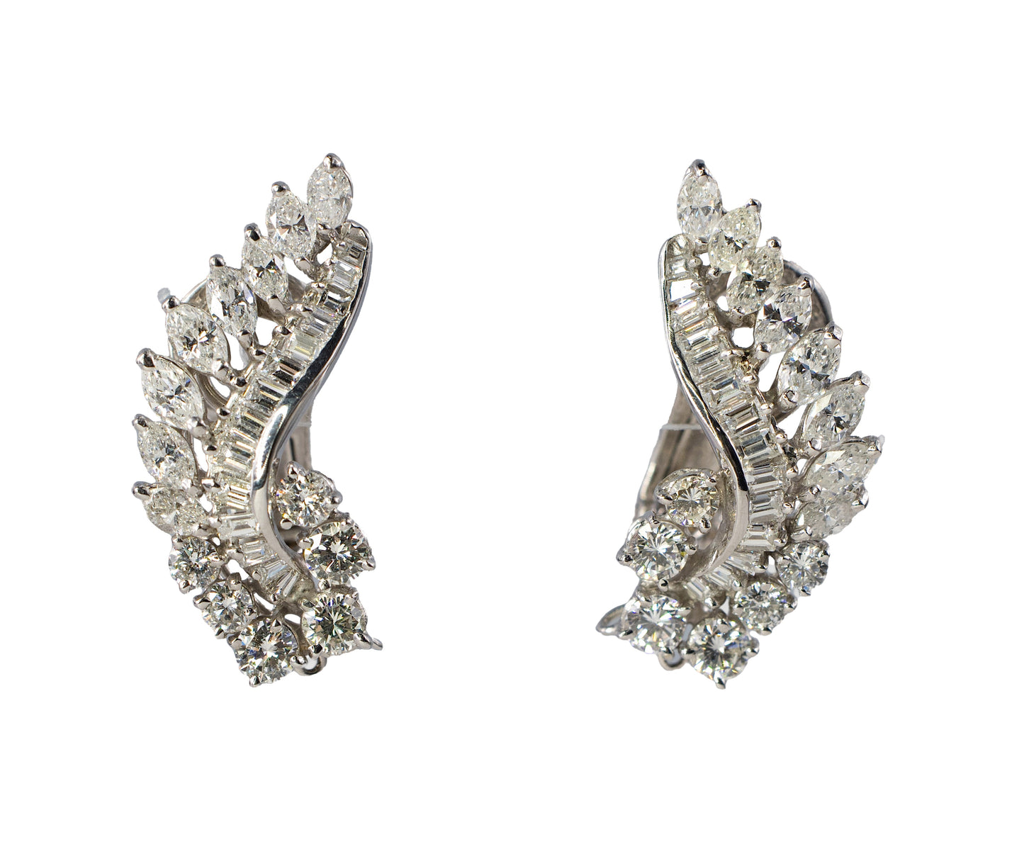 Elegant Diamond Leaf Motif Earrings