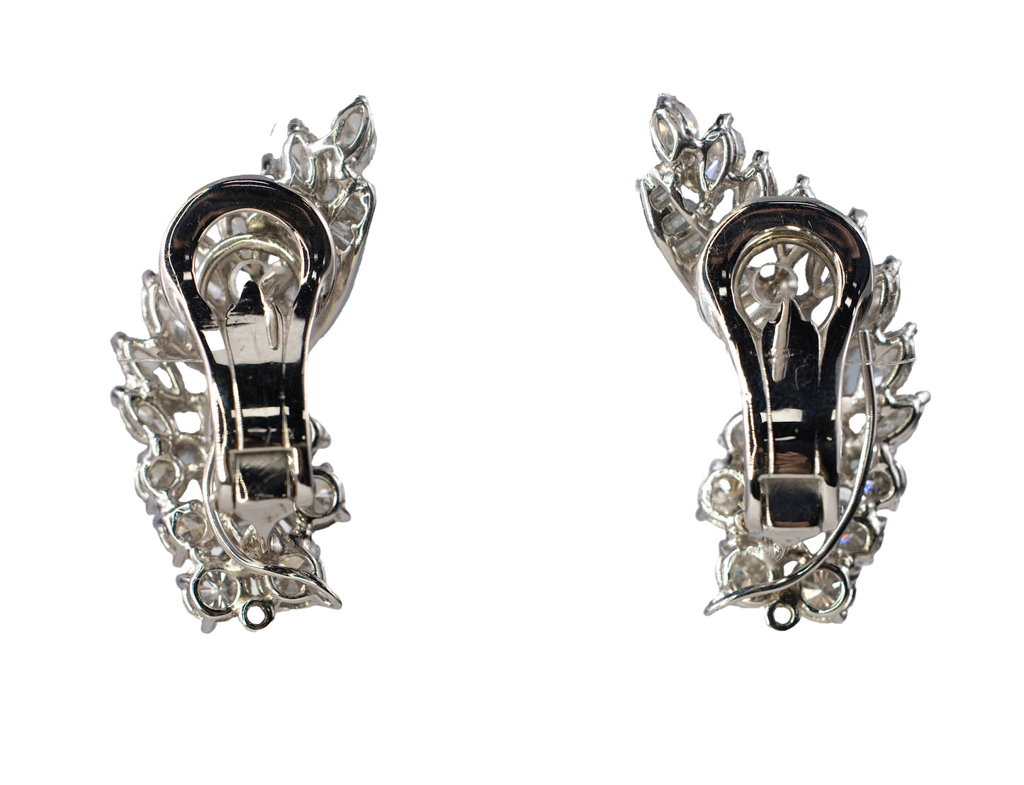 Elegant Diamond Leaf Motif Earrings