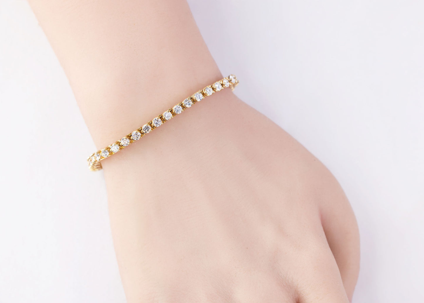 Brilliant Cut Diamond Classic Tennis Bracelet