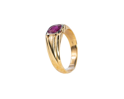 Natural Burmese Ruby and Diamond Ribbed Signet Ring