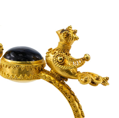 18K Yellow Gold Carved Bird and Black Star Sapphire Bangle Bracelet