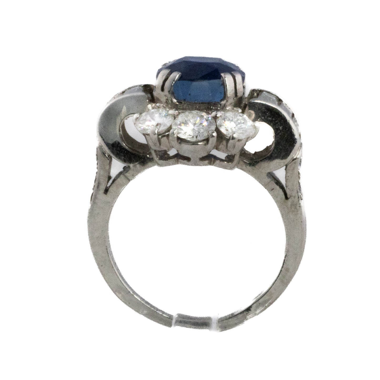 Art Deco Sapphire and Diamond Platinum Ring